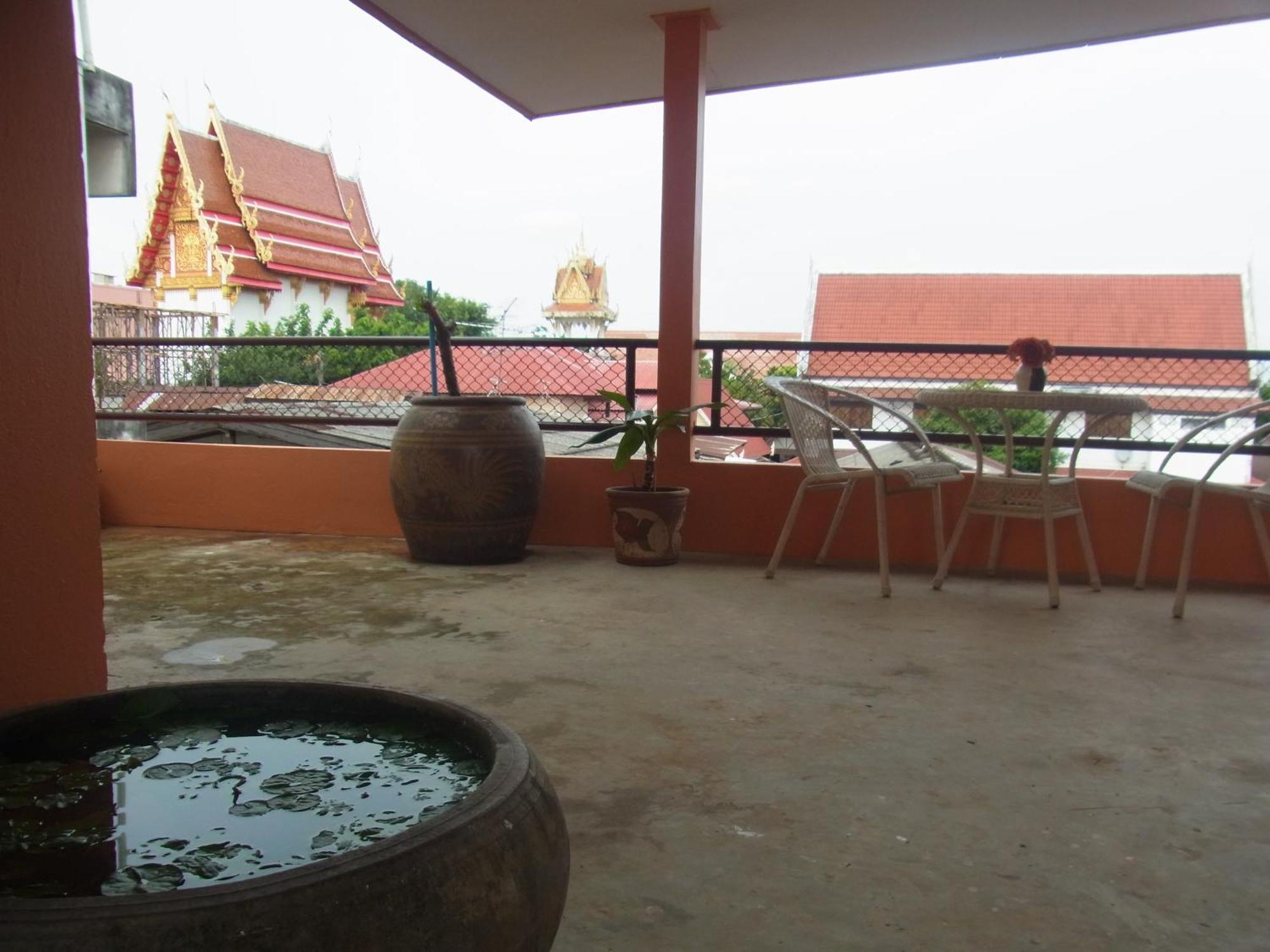 28 Rachabutr Hostel Ubon Ratchathani Bilik gambar