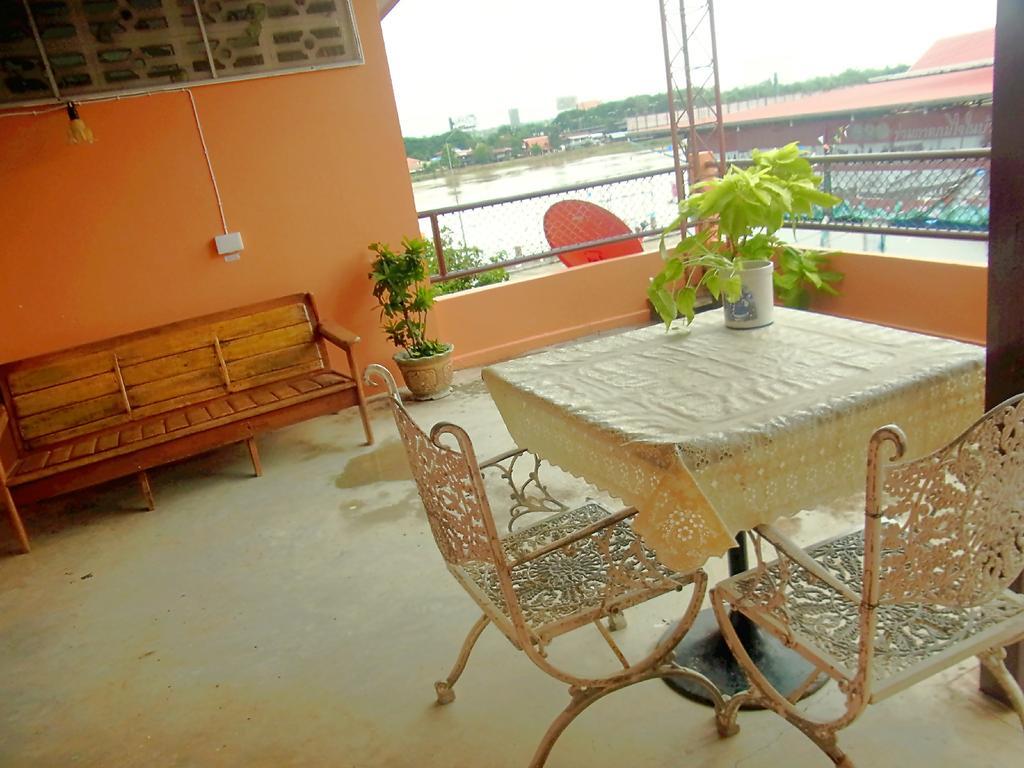 28 Rachabutr Hostel Ubon Ratchathani Bilik gambar